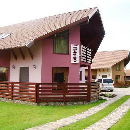 Colt de Rai Hotel Covasna Buitenkant foto